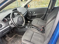 2009 - renault - clio - 1.2 tce business sp. - car - afbeelding 9 van  18