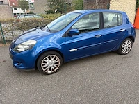 2009 - renault - clio - 1.2 tce business sp. - car - afbeelding 11 van  18