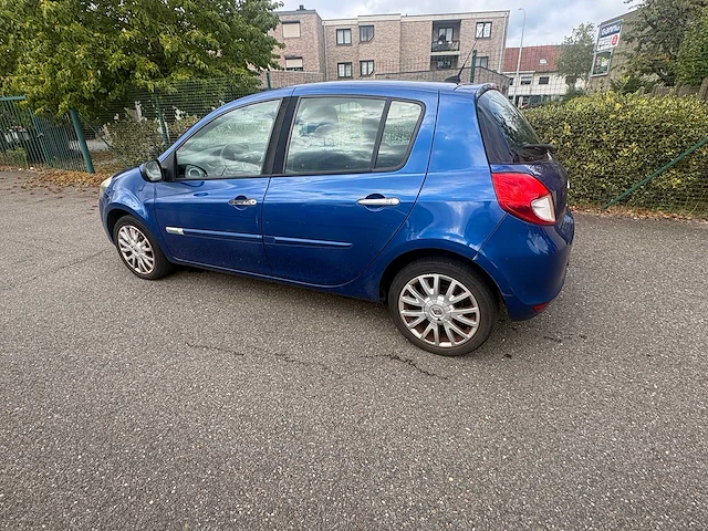 2009 - renault - clio - 1.2 tce business sp. - car - afbeelding 14 van  18