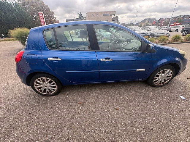 2009 - renault - clio - 1.2 tce business sp. - car - afbeelding 15 van  18