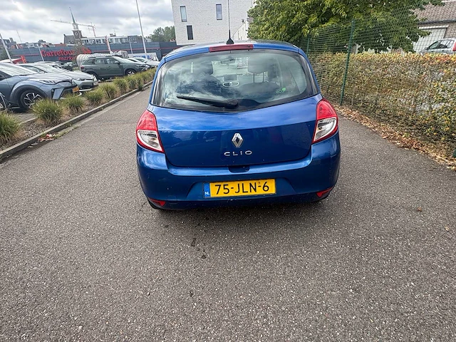 2009 - renault - clio - 1.2 tce business sp. - car - afbeelding 17 van  18