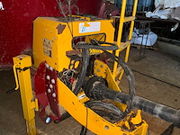 2009 agm mixer trailer - afbeelding 11 van  21