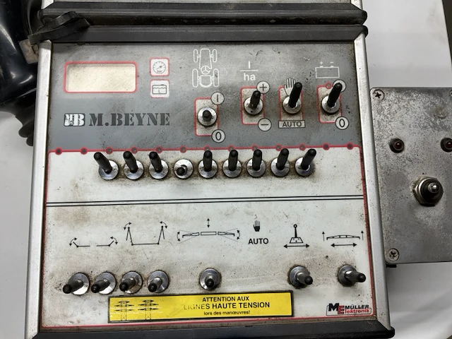 2009 beyne plk27/2500/260/7v veldspuit - afbeelding 35 van  42