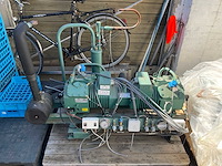 2009 bitzer koelcompressor - afbeelding 1 van  15