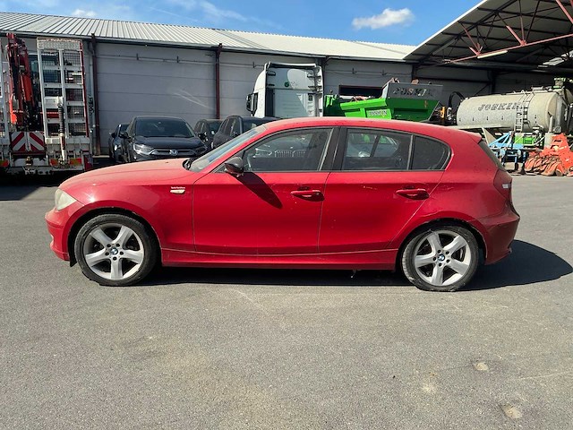 2009 bmw 118d - afbeelding 3 van  4