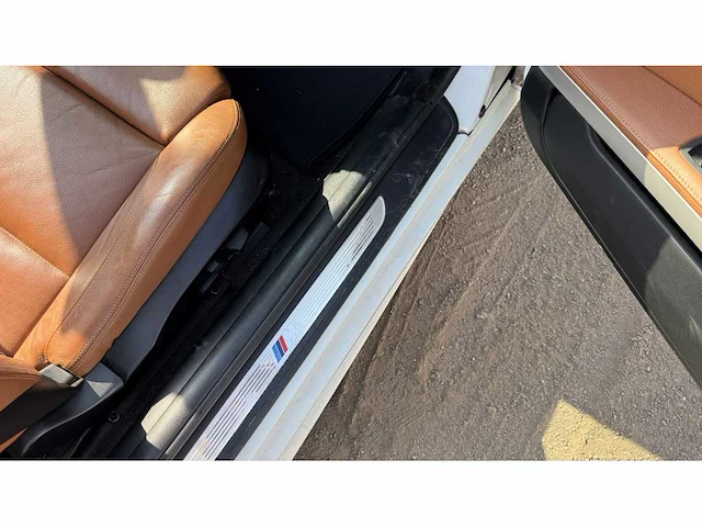 2009 bmw 3-reeks e93 cabrio - afbeelding 21 van  25