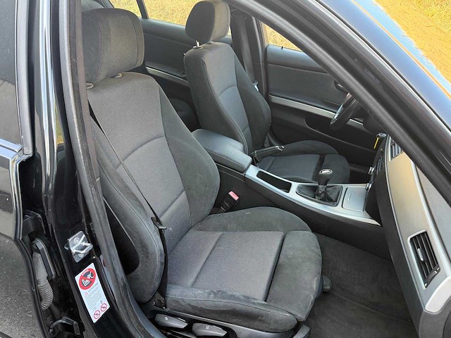 2009 bmw 316i personenauto - afbeelding 2 van  16