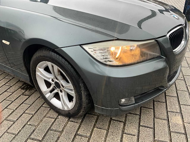 2009 bmw 318d touring - afbeelding 26 van  34