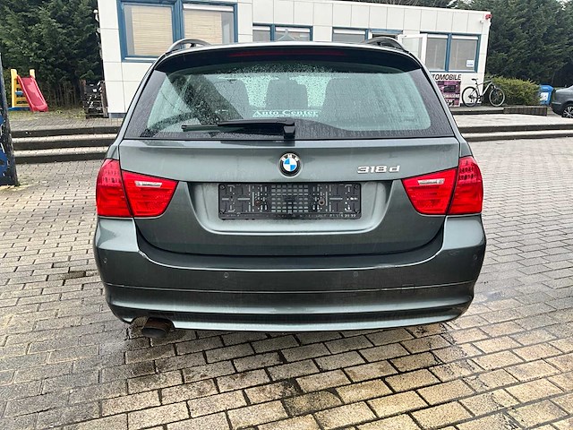 2009 bmw 318d touring - afbeelding 4 van  34