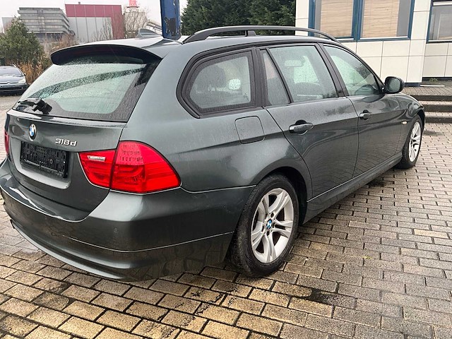 2009 bmw 318d touring - afbeelding 5 van  34