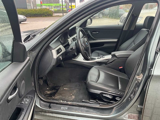 2009 bmw 318d touring - afbeelding 8 van  34