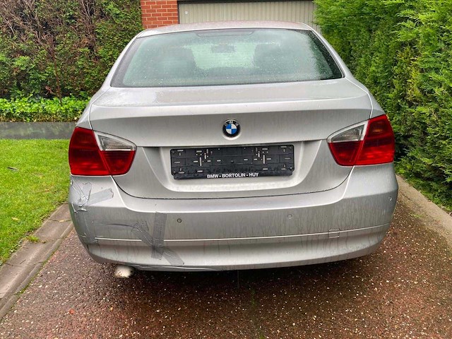 2009 bmw 320 d berline personenauto - afbeelding 14 van  20