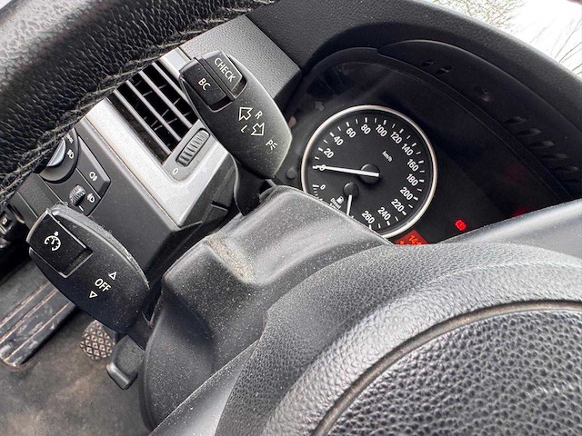 2009 bmw 520d - afbeelding 9 van  38