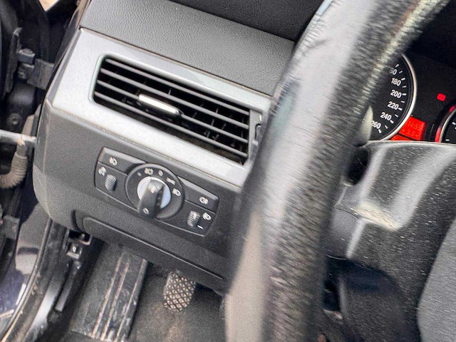 2009 bmw 520d - afbeelding 11 van  38