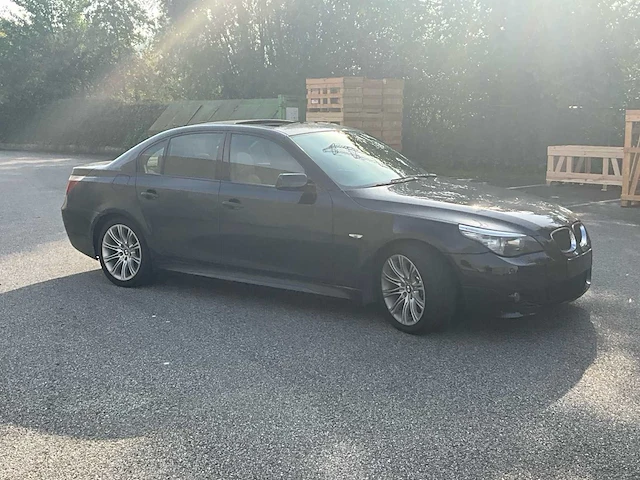 2009 bmw 560 l - afbeelding 2 van  54