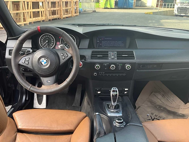 2009 bmw 560 l - afbeelding 24 van  54