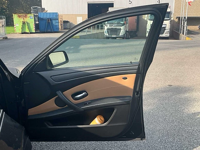 2009 bmw 560 l - afbeelding 45 van  54