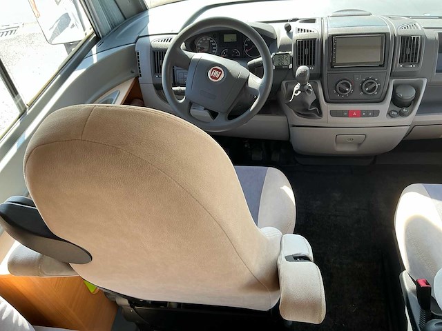 2009 burstner i694 camper - afbeelding 17 van  55