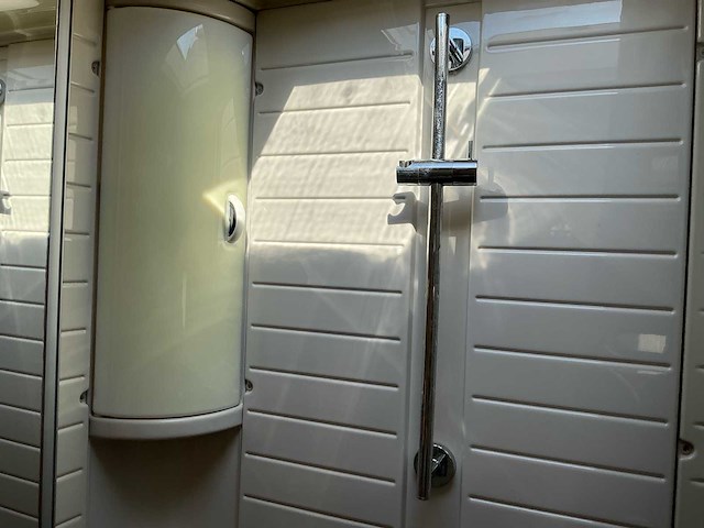 2009 burstner i694 camper - afbeelding 39 van  55