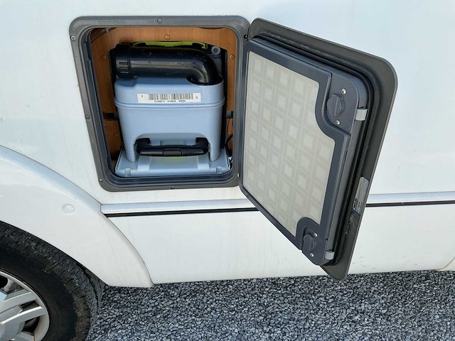 2009 burstner i694 camper - afbeelding 44 van  55