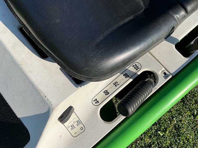 2009 etesia hydro 80 mkhp zitmaaier - functioneel - afbeelding 14 van  15