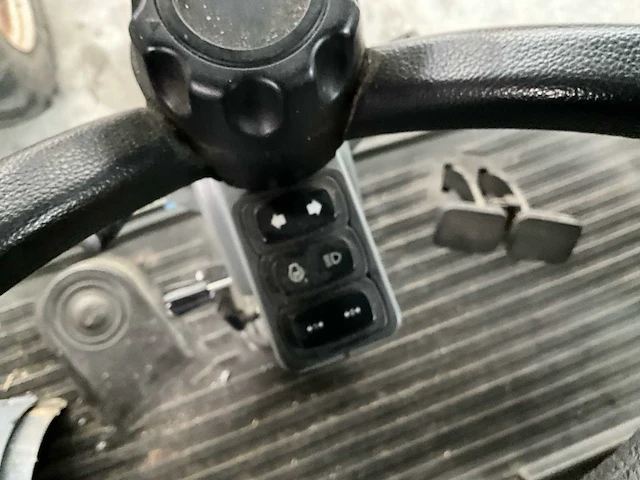 2009 fendt maaidorser - afbeelding 25 van  34