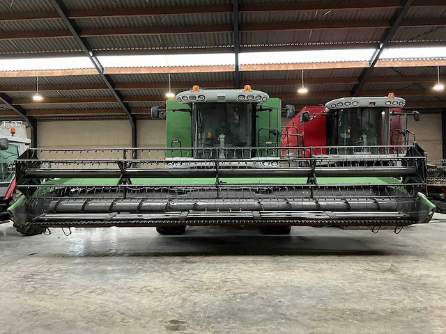 2009 fendt maaidorser - afbeelding 31 van  34