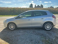 2009 fiat bravo 1.6 td personenauto - afbeelding 27 van  28
