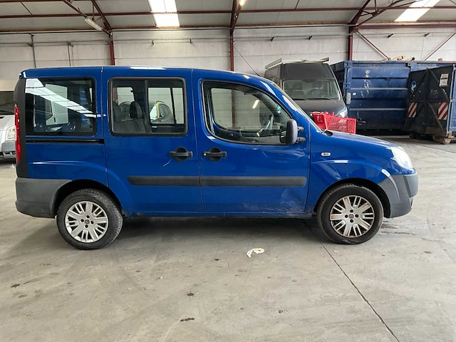 2009 fiat doblo - afbeelding 23 van  28