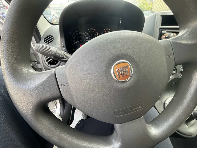 2009 fiat panda personenauto - afbeelding 14 van  19