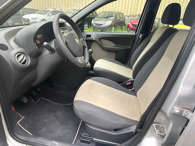 2009 fiat panda personenauto - afbeelding 24 van  25