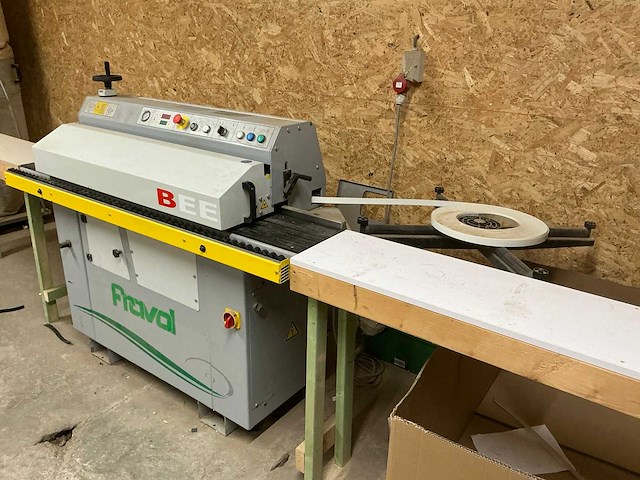2009 fravol bee kantenlijmmachine - afbeelding 2 van  9