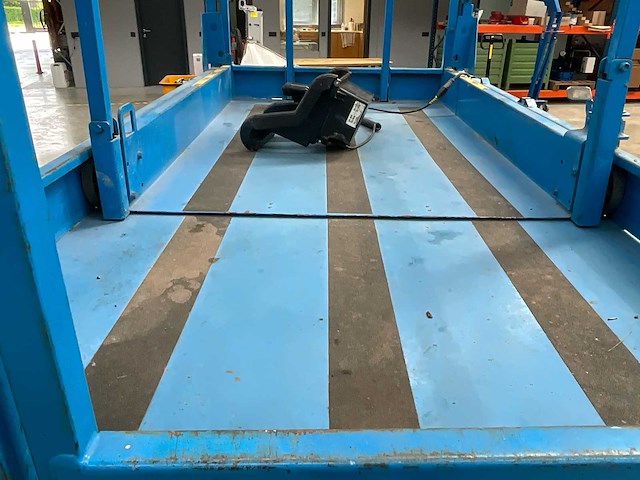 2009 genie gs-2646 - schaarlift - afbeelding 3 van  13