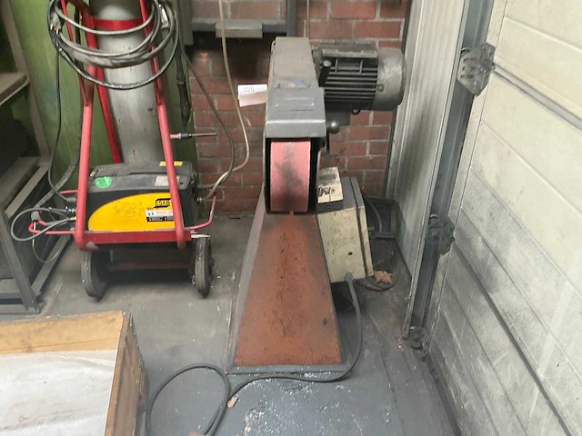 2009 hm tas-75 bandschuurmachine - afbeelding 2 van  8