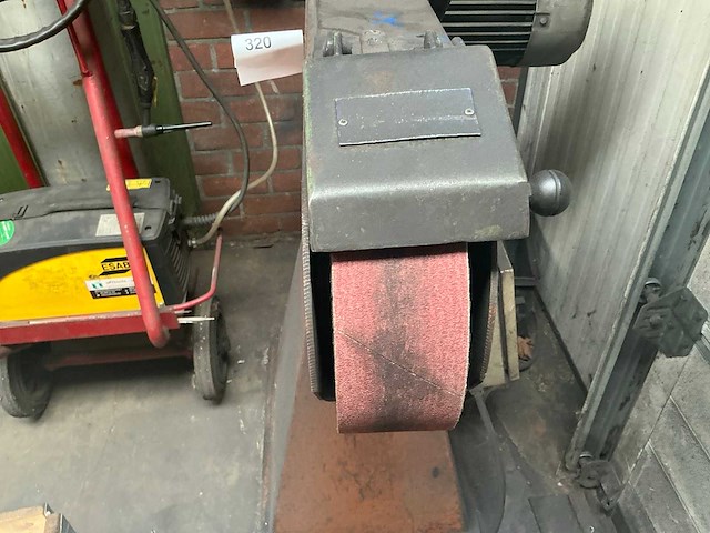2009 hm tas-75 bandschuurmachine - afbeelding 7 van  8