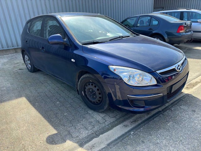 2009 hyundai i 30 personenauto - afbeelding 16 van  22