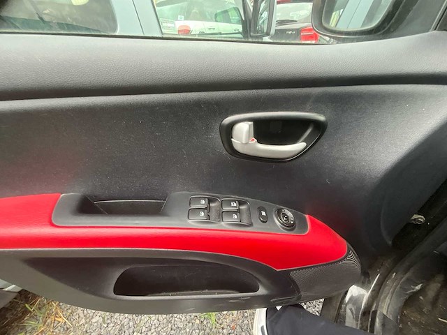 2009 hyundai i10 personenauto - afbeelding 7 van  21