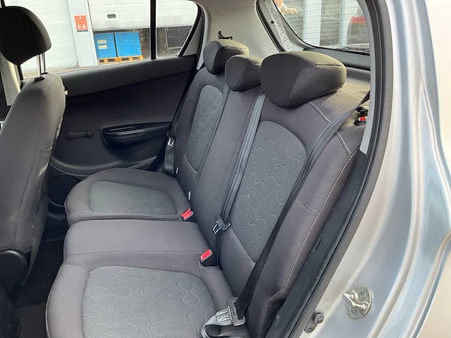 2009 hyundai i20 - 78 213km - personenauto - afbeelding 2 van  27