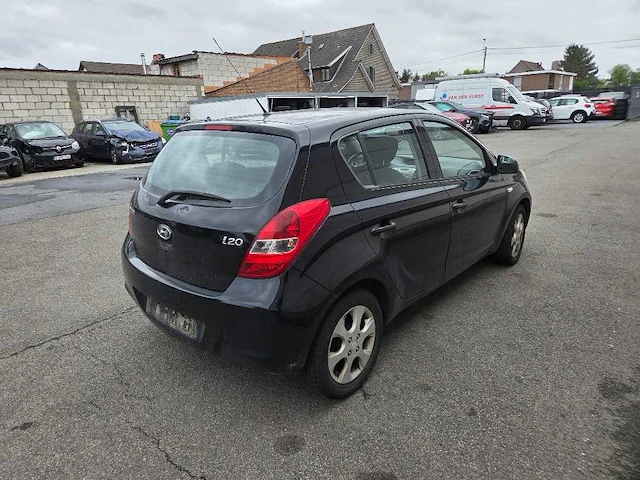 2009 hyundai i20 1.4 - personenauto - afbeelding 6 van  18