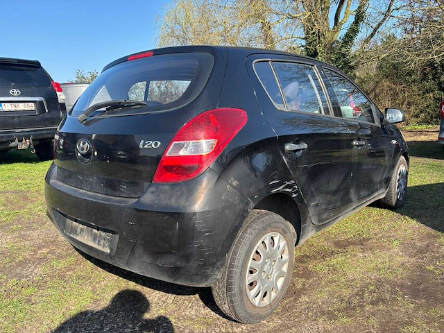 2009 hyundai i20 personenauto - afbeelding 17 van  20