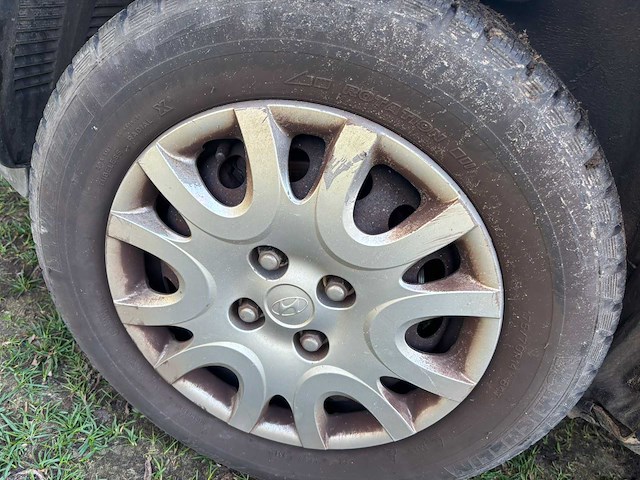 2009 hyundai i20 personenauto - afbeelding 9 van  28