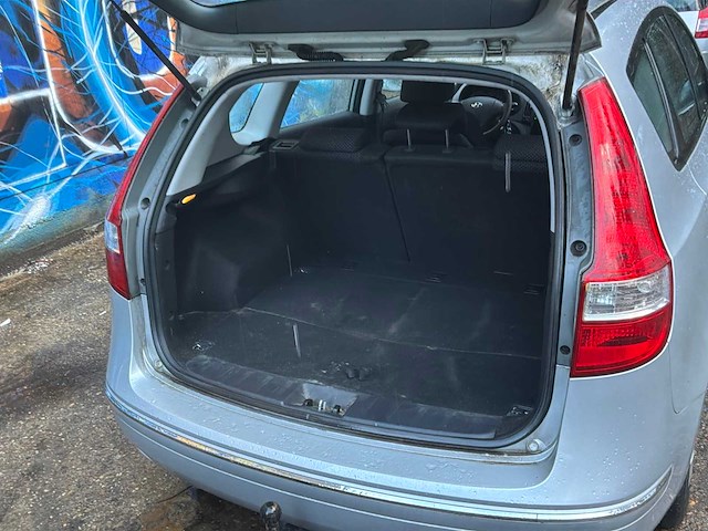 2009 hyundai i30 cw personenauto - afbeelding 11 van  19