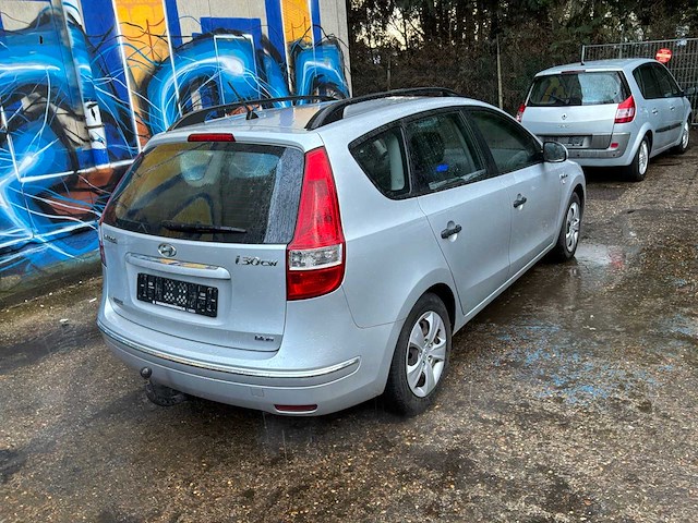 2009 hyundai i30 cw personenauto - afbeelding 14 van  19