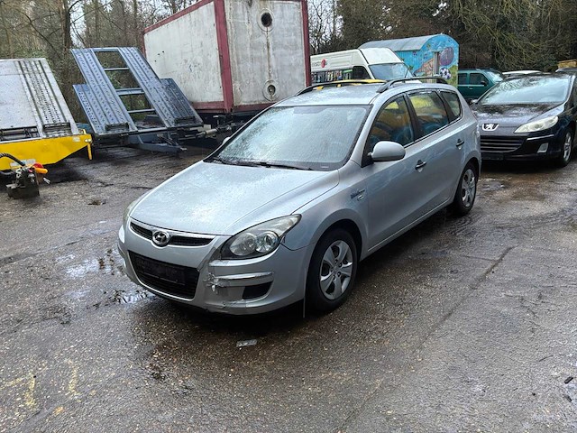 2009 hyundai i30 cw personenauto - afbeelding 1 van  15