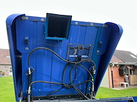 2009 iseki frontmaaier met hoogkipbak - sfh240 - afbeelding 17 van  36