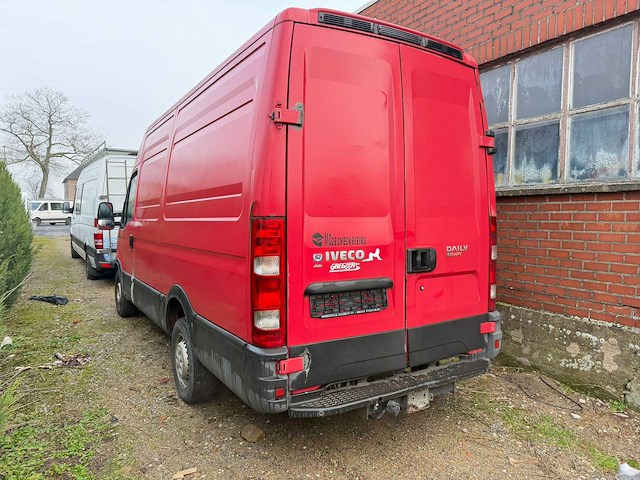 2009 iveco daily 3.0 htp 35s18 - afbeelding 1 van  29