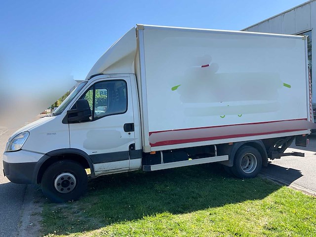 2009 iveco daily vrachtwagen hydraulische laadklep - tachograaf - 3 pers - afbeelding 9 van  54