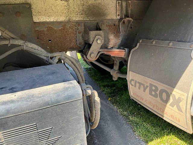 2009 iveco daily vrachtwagen hydraulische laadklep - tachograaf - 3 pers - afbeelding 11 van  57