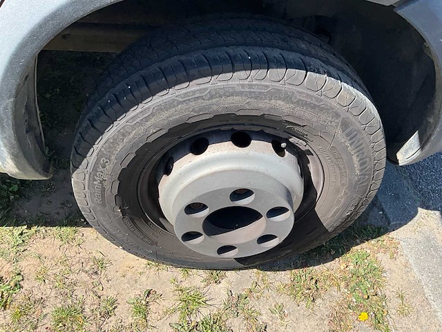 2009 iveco daily vrachtwagen hydraulische laadklep - tachograaf - 3 pers - afbeelding 14 van  57