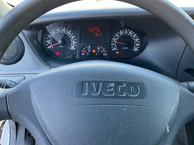 2009 iveco daily vrachtwagen hydraulische laadklep - tachograaf - 3 pers - afbeelding 32 van  57
